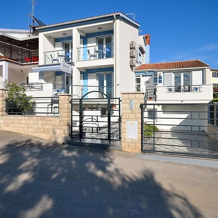 Apartments Nautilus Pula Exterior foto